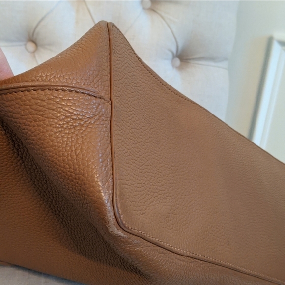 Tory Burch Tote - Picture 6 of 9